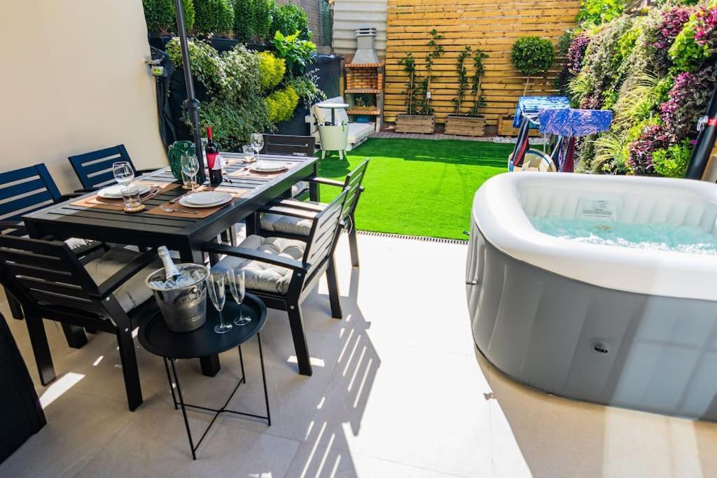 Relaxing Garden Los Cristianos Con Jacuzzi Y Barbacoa Arona  Eksteriør bilde